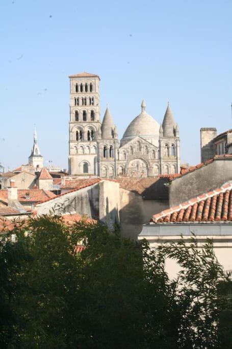 L' Appartement Du Midi - Hyper Centre Cathedrale Angoulême Extérieur photo